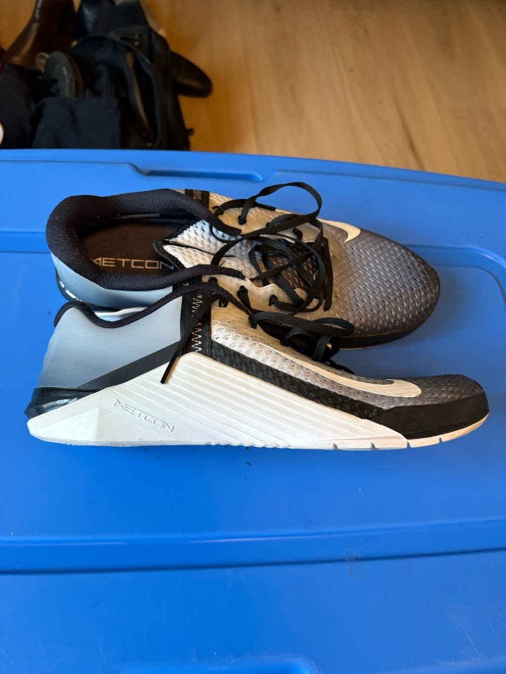 Nike White Gray Black Metcon Training Shoe